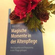 Die erste Rezension zu den „Magischen Momenten“ ist da!